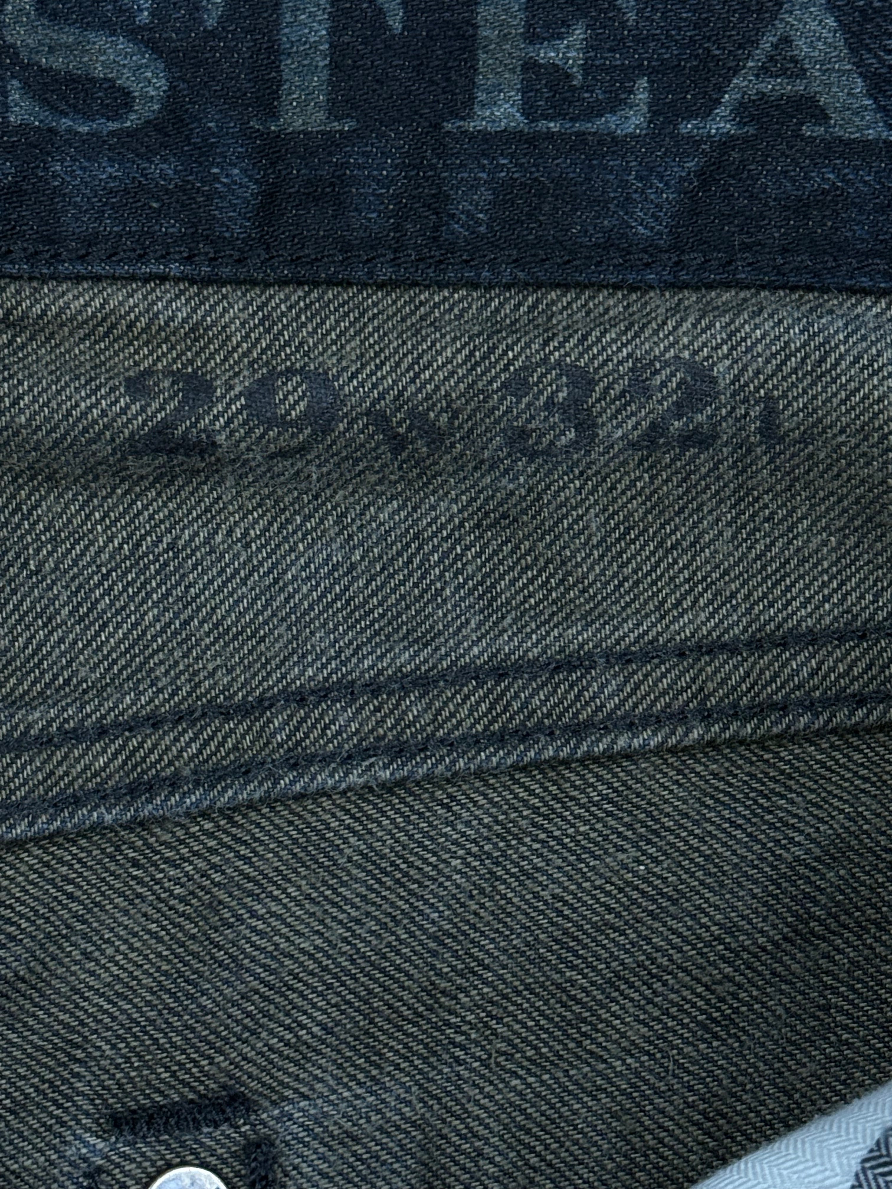 vintage Burberry jeans {S}