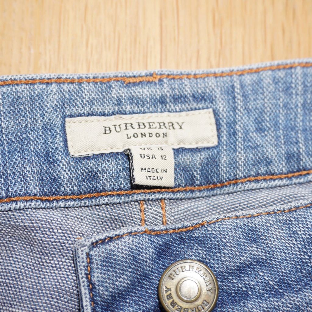 Burberry Bootcut Jeans (M)